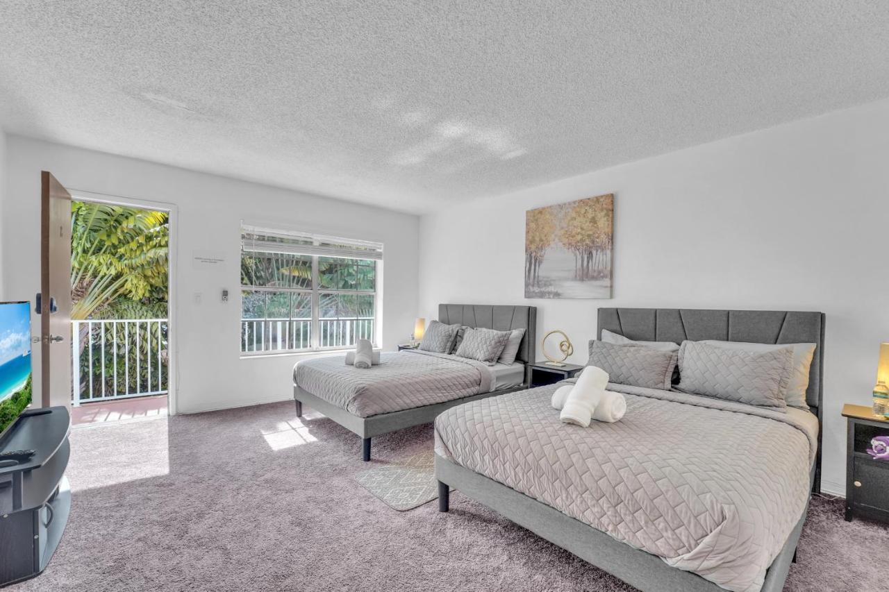 Amazing 5 - Bed Apartments Perfect For A Large Family Bal Harbour Dış mekan fotoğraf
